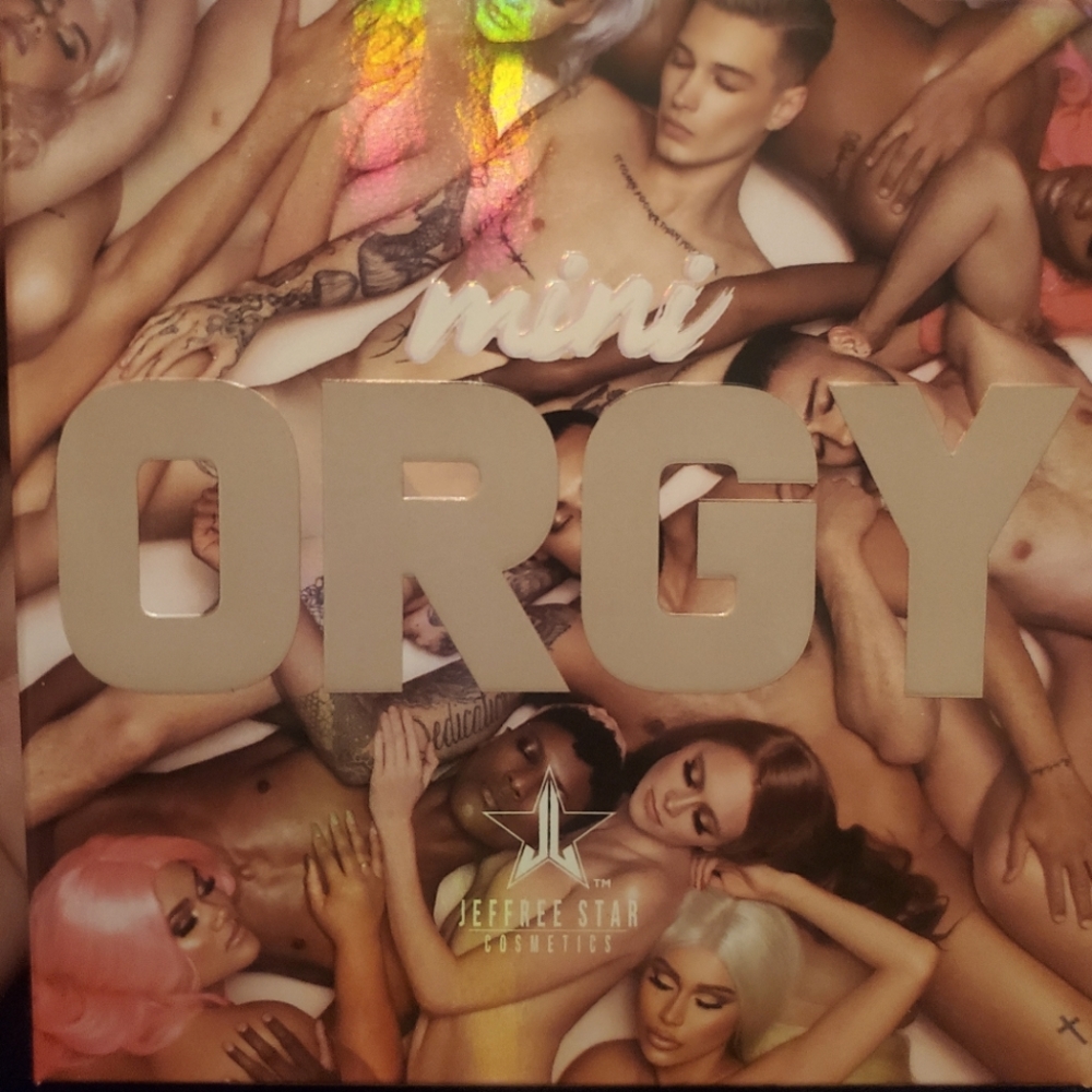 Mini orgy pallet (SOLD OUT)